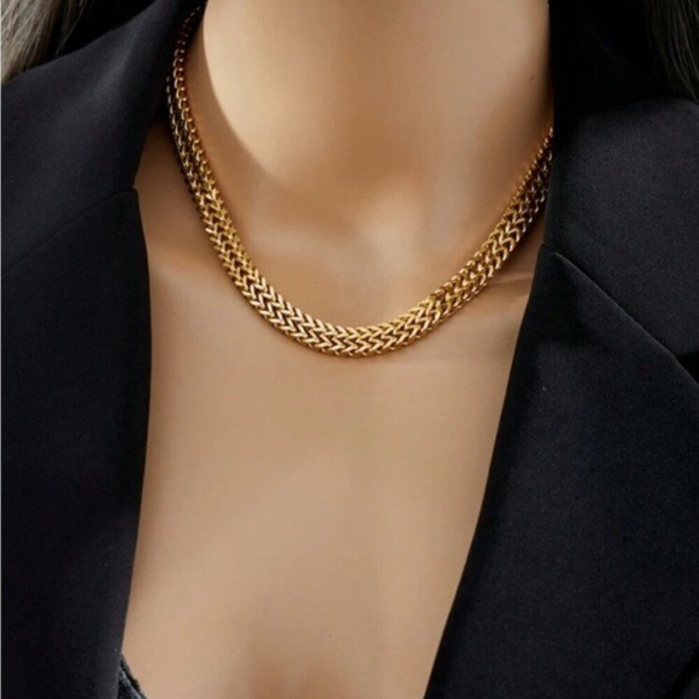 Gold Stainless Steel Chain Necklace Set For Women Adjustable